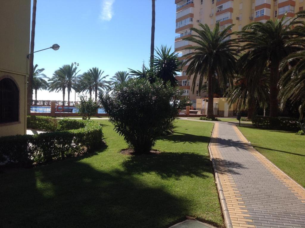 Apartamentos Centro Internacional Algarrobo-Costa Zewnętrze zdjęcie